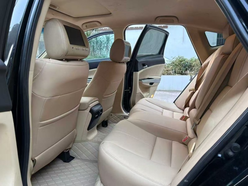 广州13年本田歌诗图7