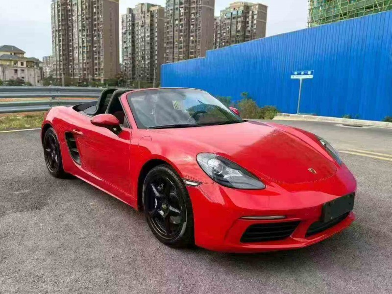 吉安17年保时捷7183