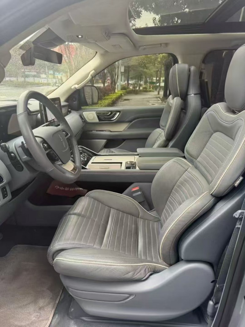 广州21年林肯领航员6