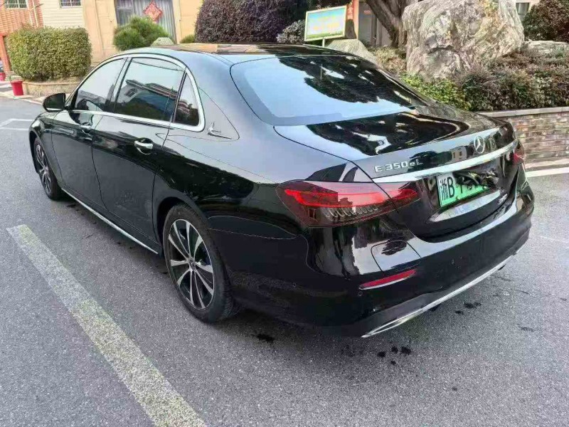 金华23年奔驰E8