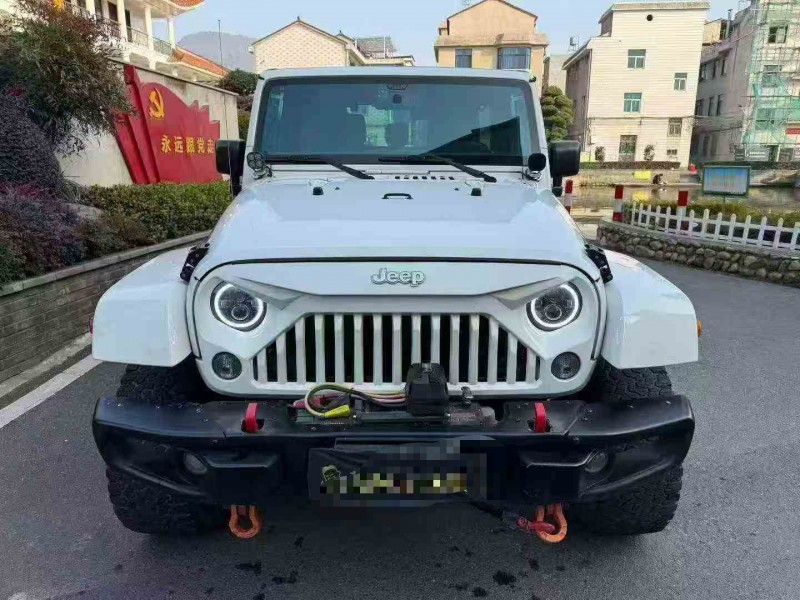 衢州16年Jeep牧马人1