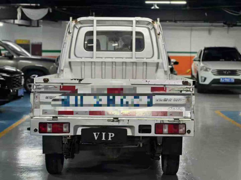 成都23年长安汽车星卡8