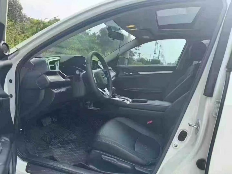 汕头19年本田思域4