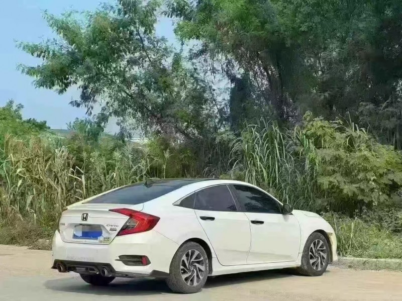 汕头19年本田思域7