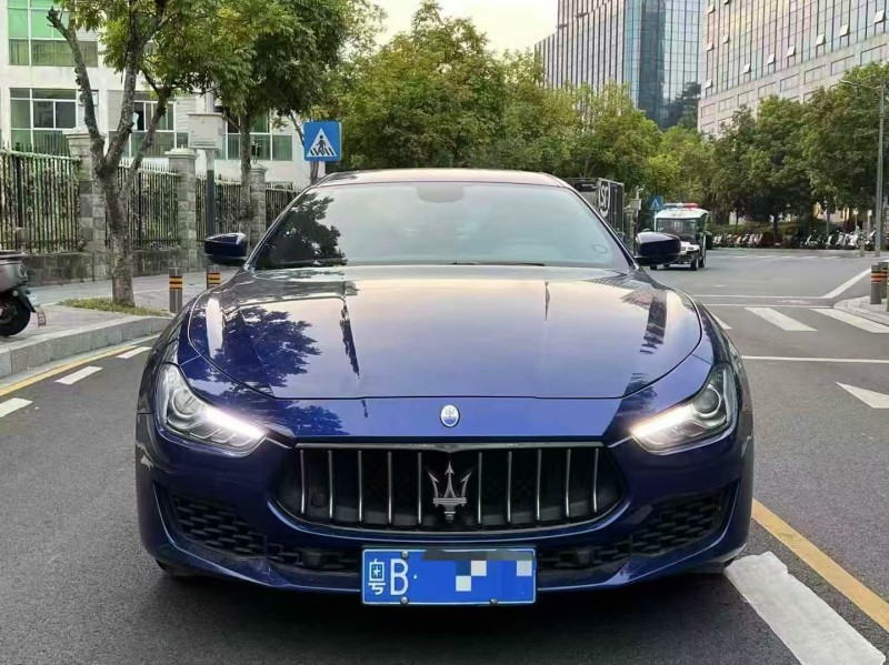 广州22年玛莎拉蒂Ghibli1