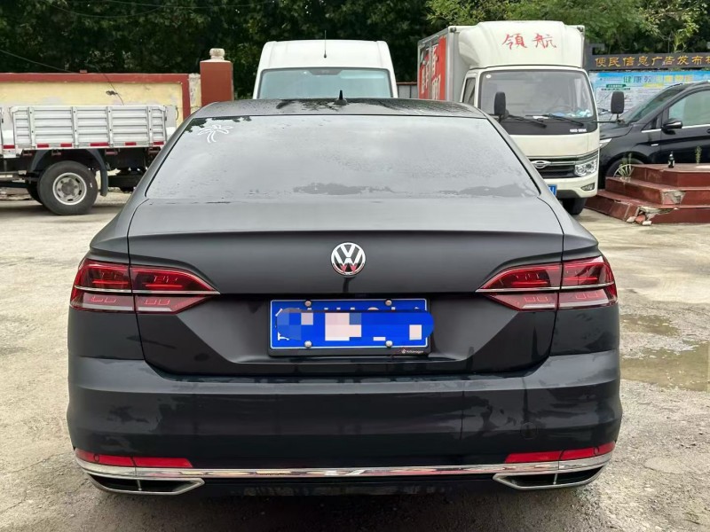 淄博20年大众辉昂9