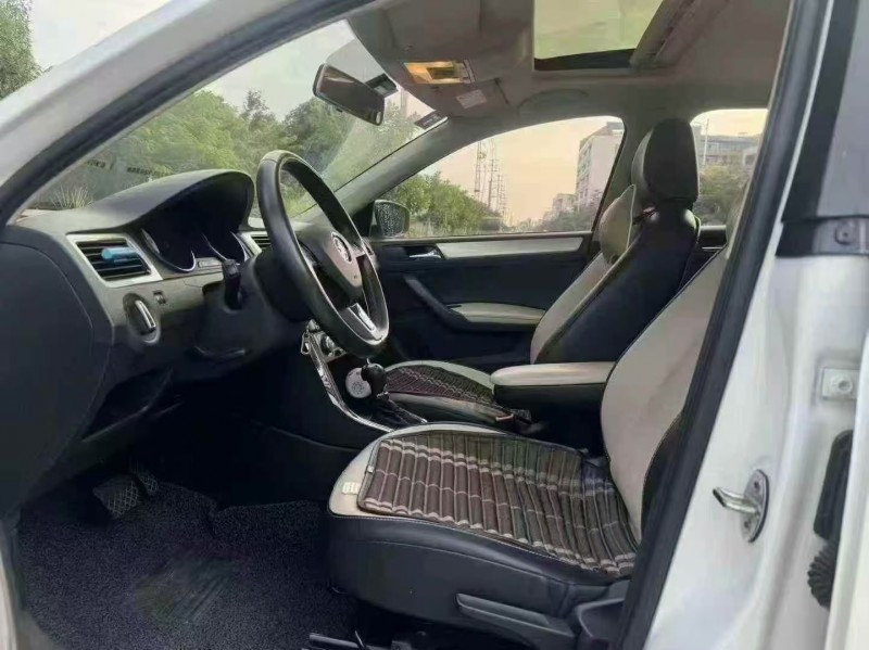 汕头18年斯柯达昕动4