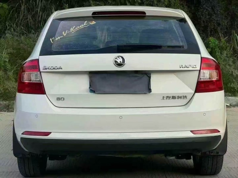 汕头18年斯柯达昕动8