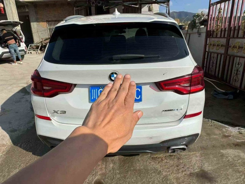 玉溪20年宝马X39