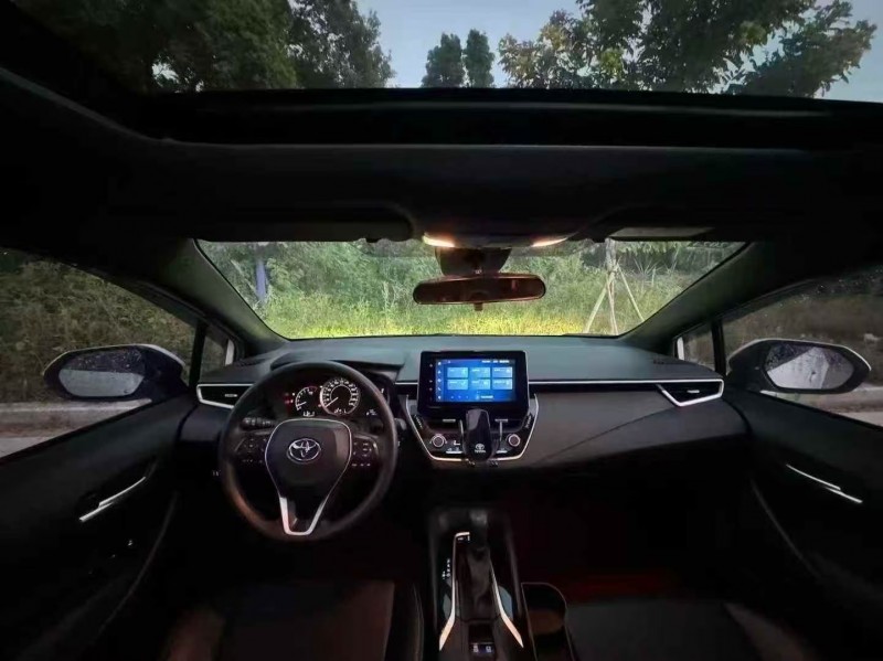 汕头22年丰田雷凌5