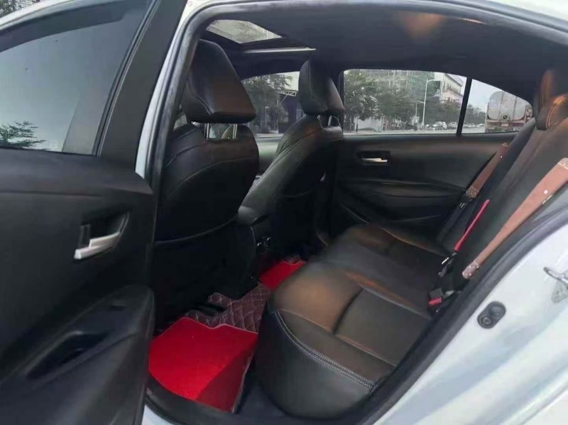 汕头22年丰田雷凌6