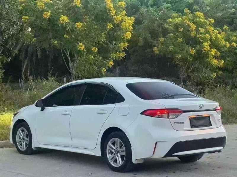 汕头22年丰田雷凌7