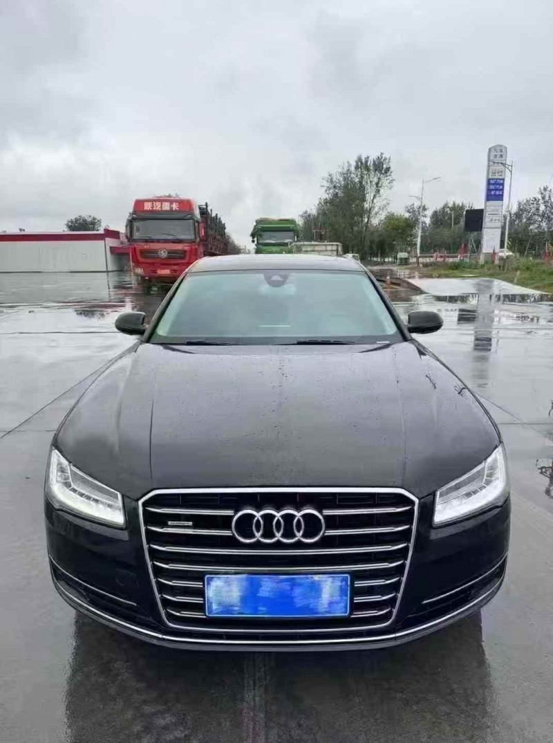 淄博15年奥迪A8L1