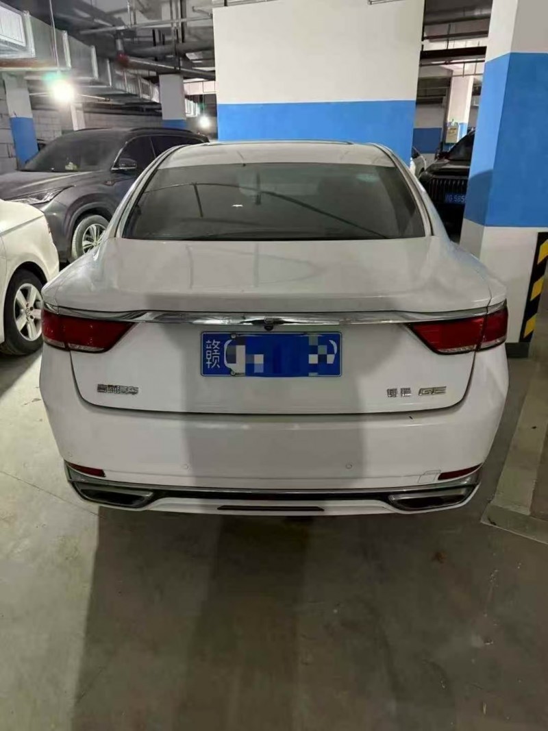 九江19年吉利博瑞8