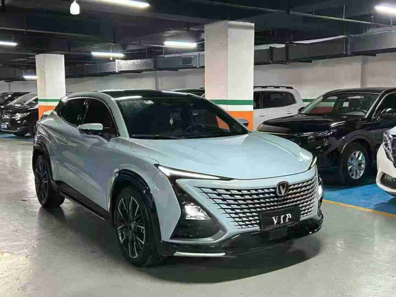 成都23年长安汽车UNI3