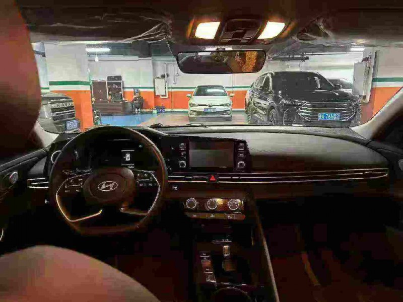 成都24年现代伊兰特5