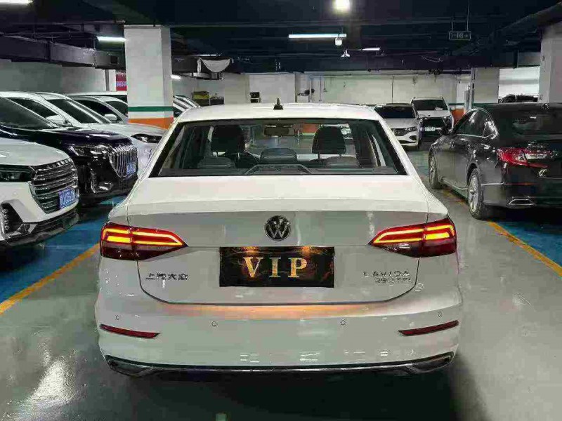 成都24年大众朗逸8