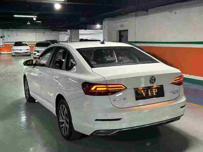 成都24年大众朗逸9