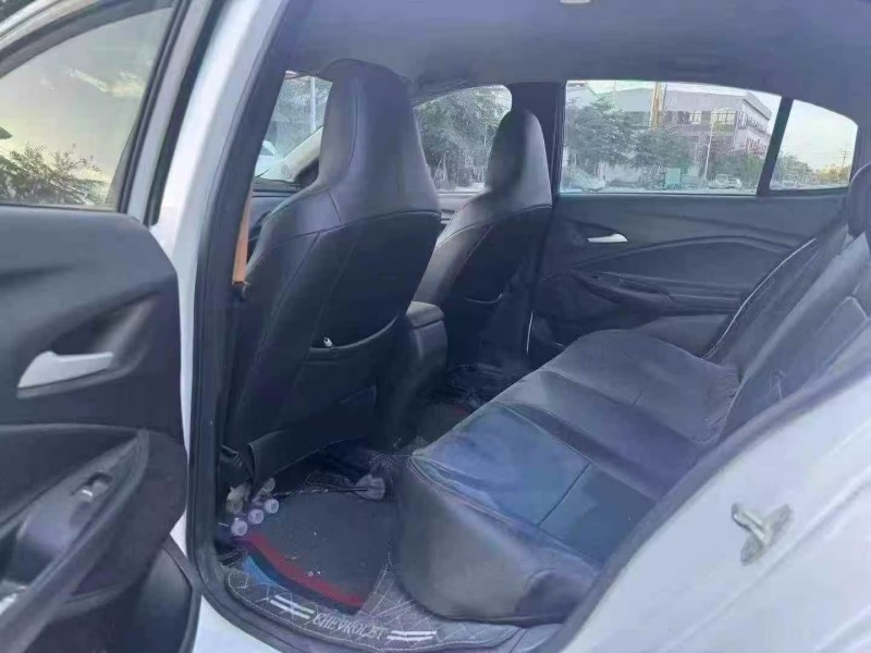 汕头22年雪佛兰科沃兹6