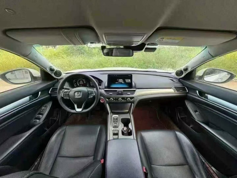 汕头17年本田雅阁5