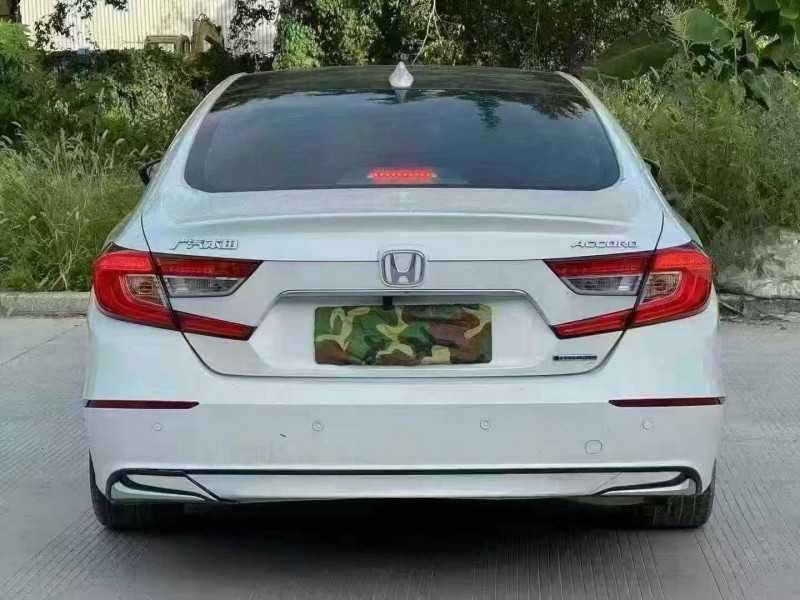 汕头17年本田雅阁9