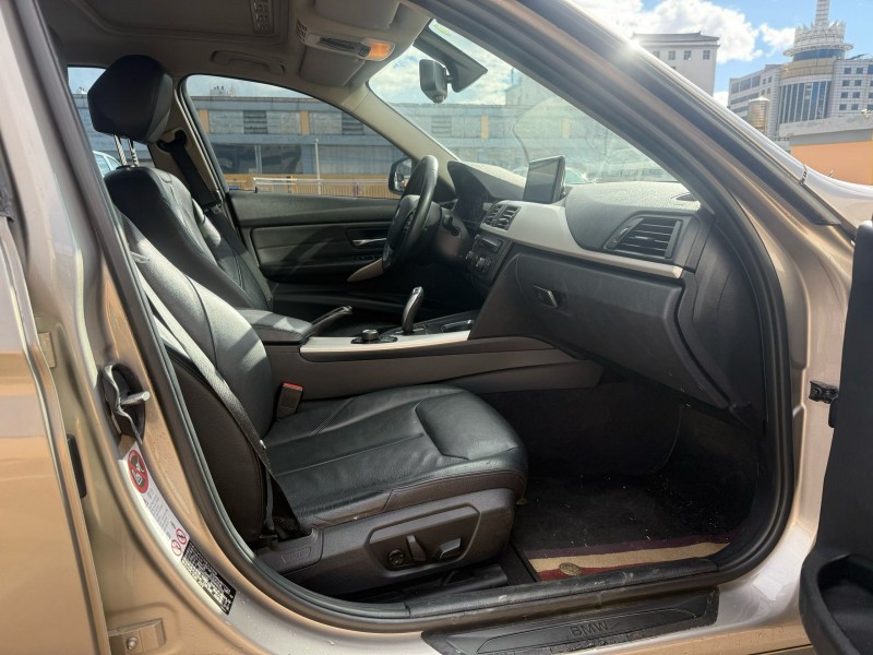 玉溪15年宝马3系3