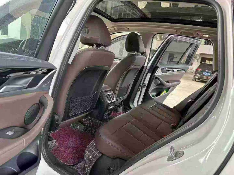 徐州18年宝马X38