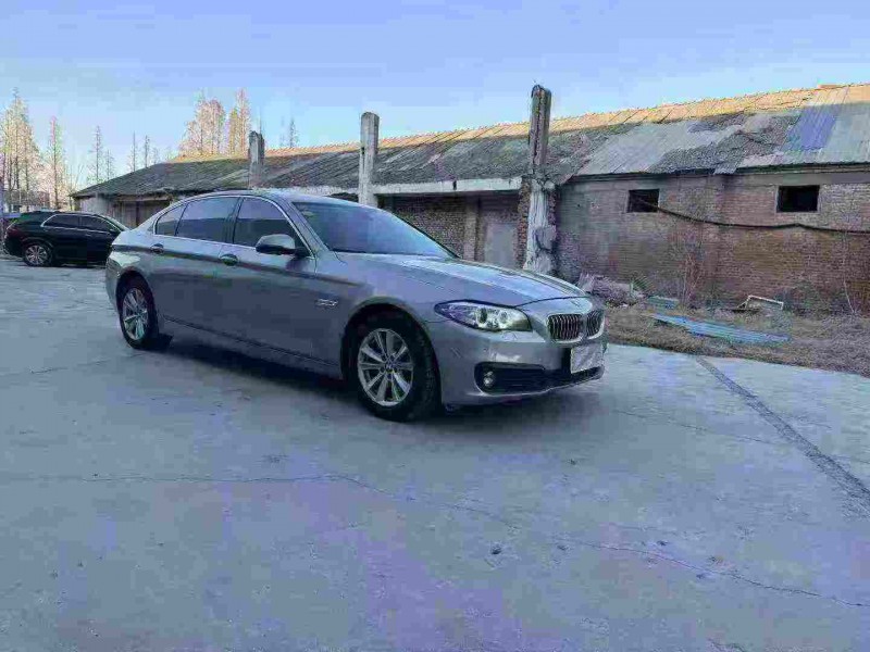 徐州16年宝马5系3