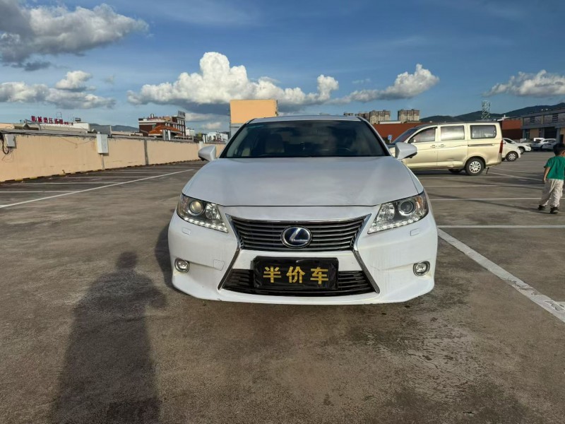 玉溪14年雷克萨斯ES1