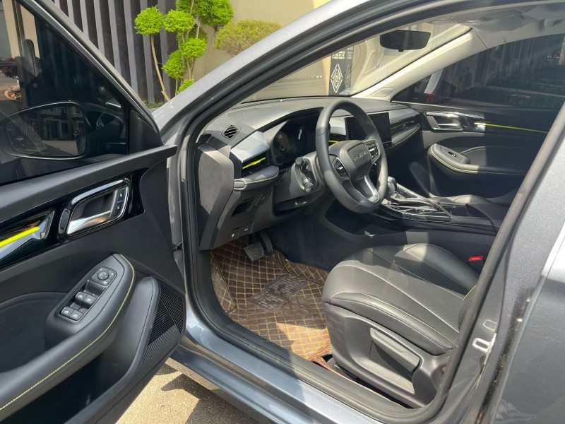 玉溪23年荣威i57