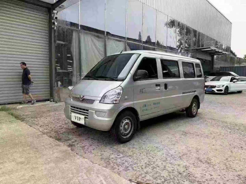 徐州24年五菱汽车荣光2