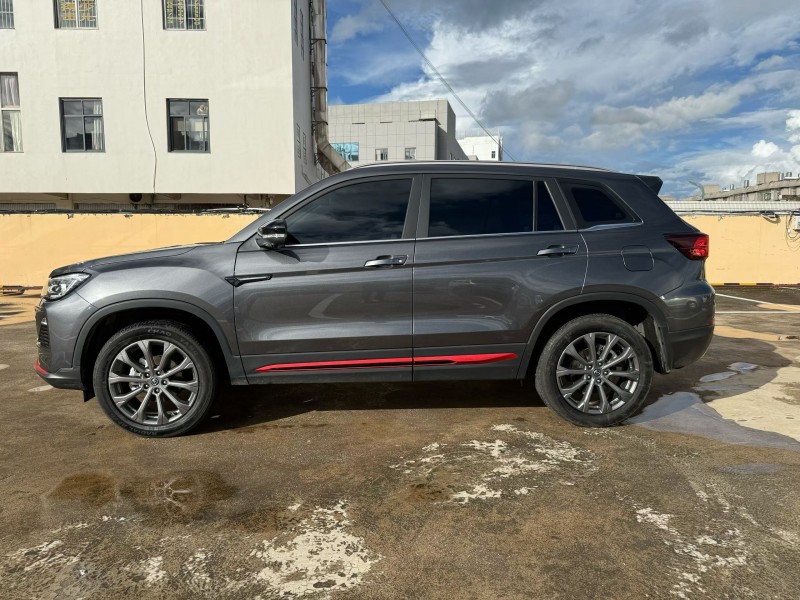 玉溪23年长安汽车CS757