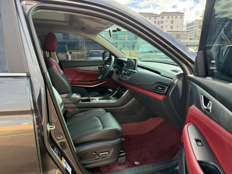 玉溪23年长安汽车CS758