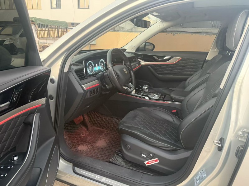 玉溪21年红旗HS55