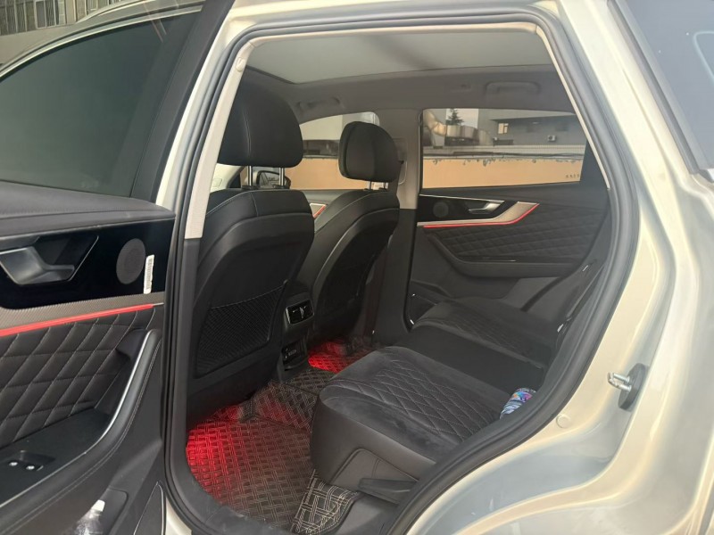 玉溪21年红旗HS56