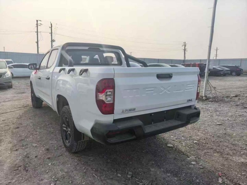 乌鲁木齐25年大通星际R4