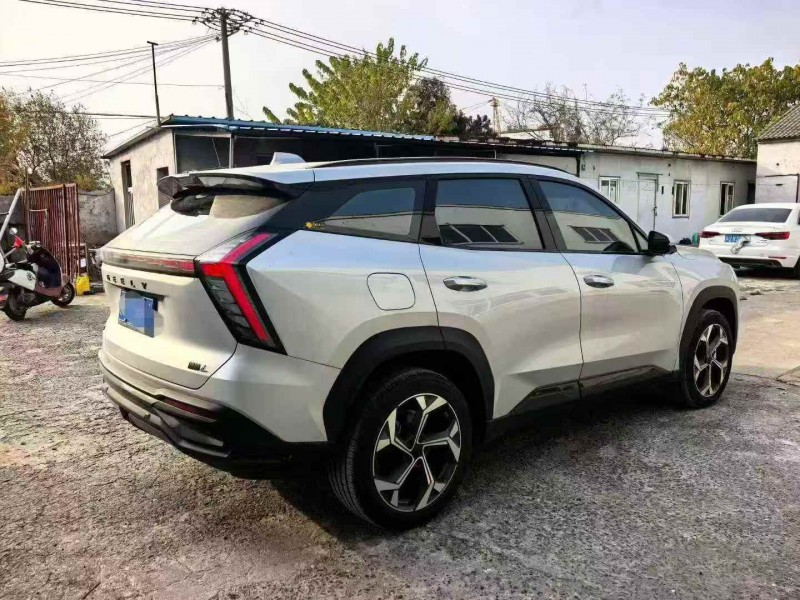 淮安24年吉利博越8