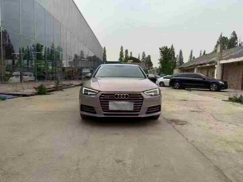 徐州17年奥迪A4L1