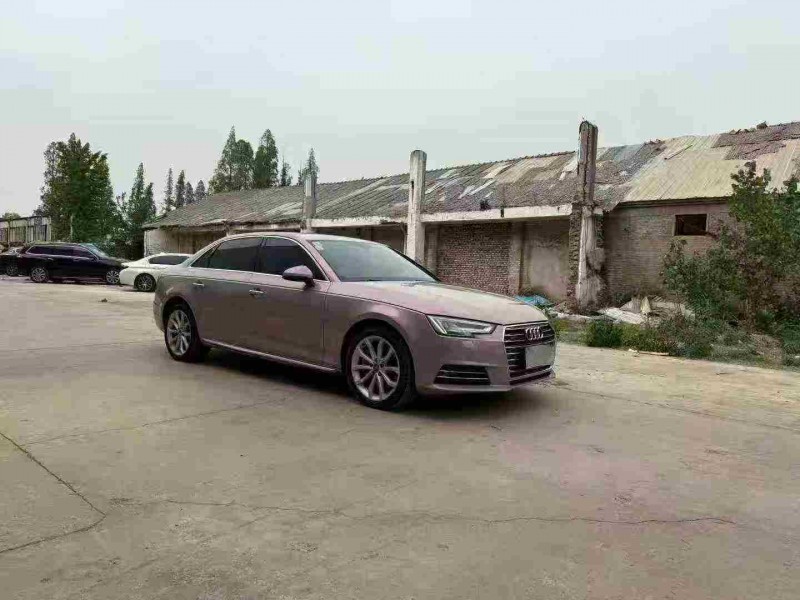 徐州17年奥迪A4L3