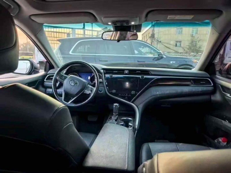 乌鲁木齐20年丰田凯美瑞8