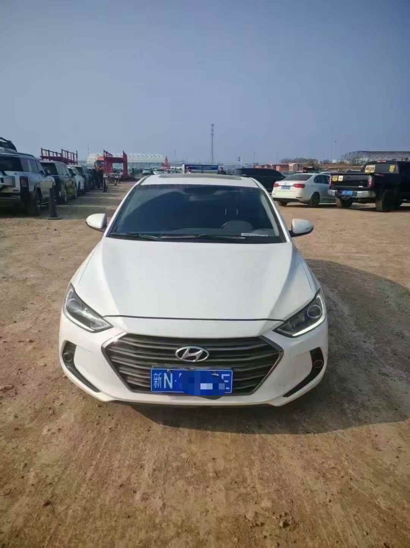 乌鲁木齐19年现代朗动1