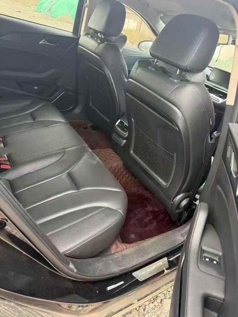 乌鲁木齐22年红旗H55