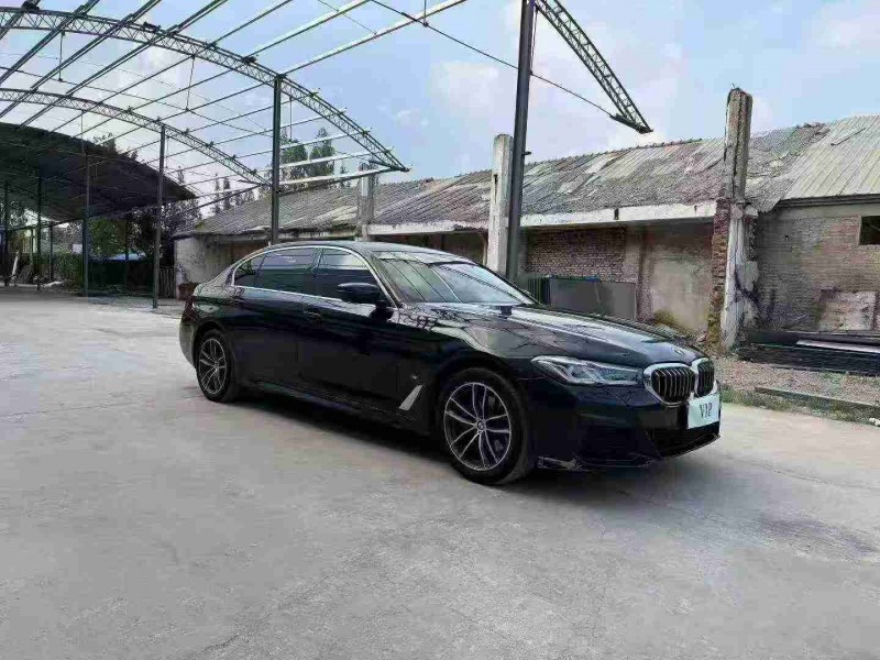 徐州22年宝马5系3