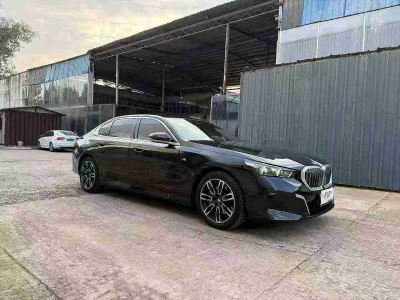 徐州24年宝马5系3