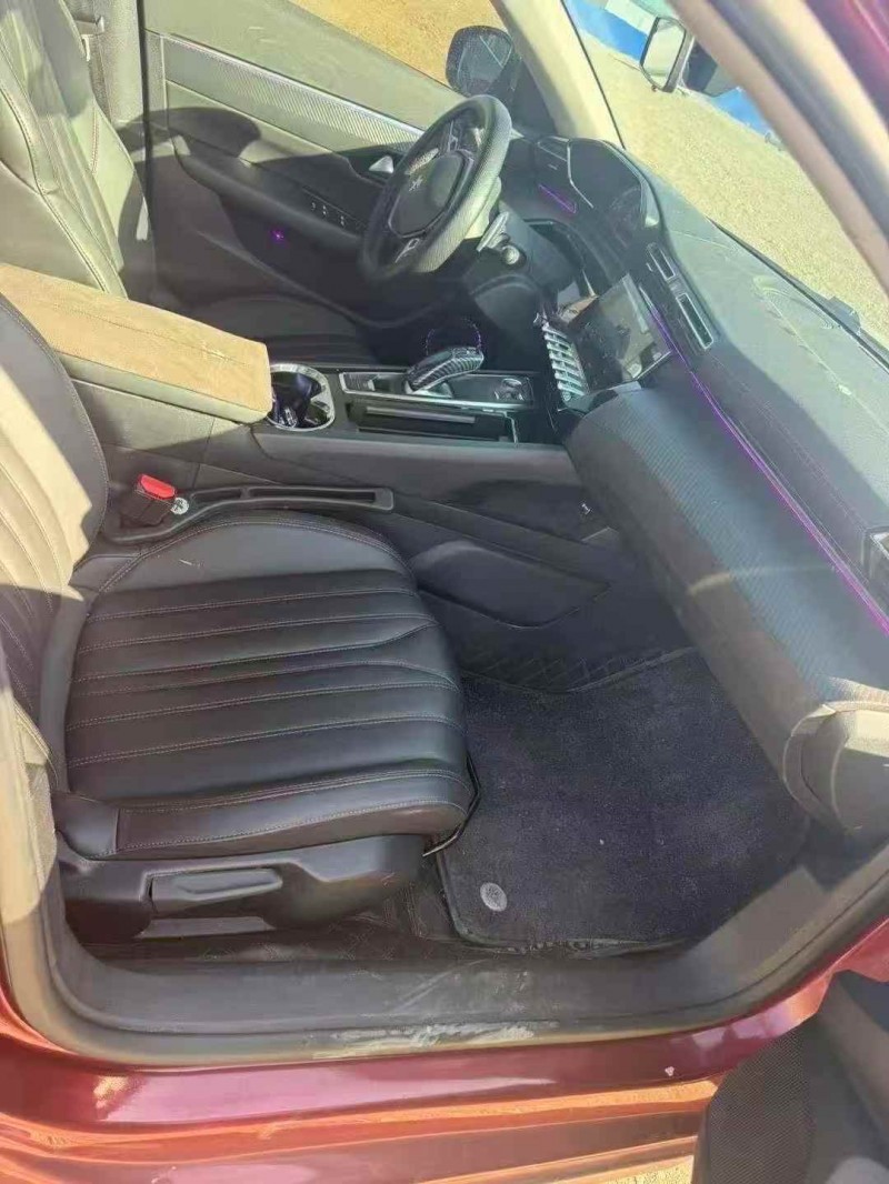 乌鲁木齐21年东风标致4