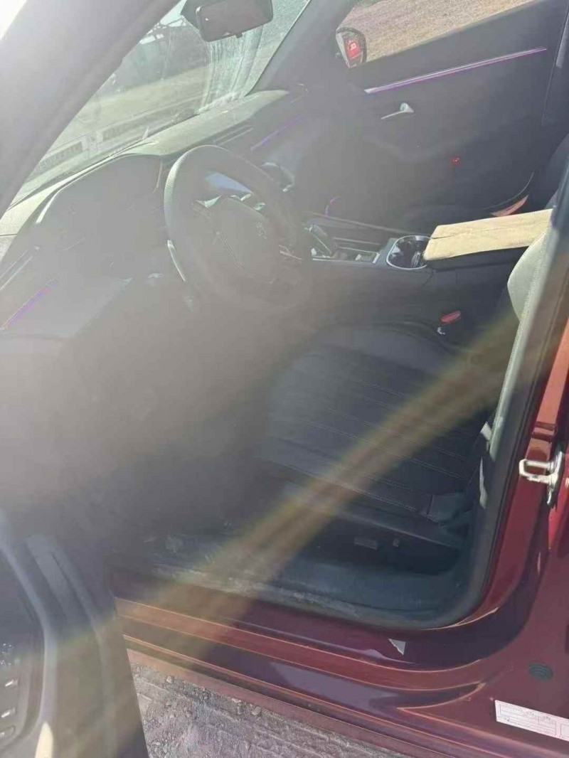 乌鲁木齐21年东风标致6