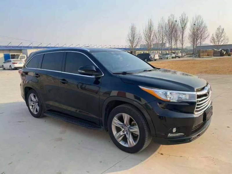 淄博16年丰田汉兰达3