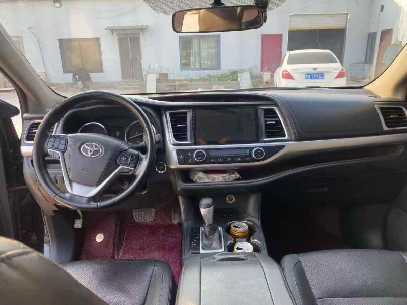 淄博16年丰田汉兰达4