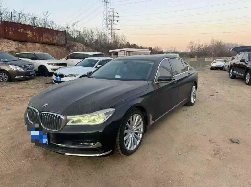 青岛17年宝马7系2