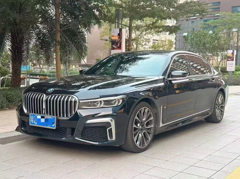 广州22年宝马7系3